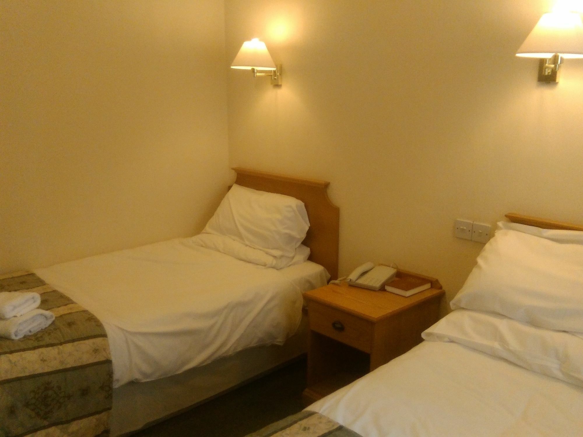Monarch Hotel Бринлингтон Экстерьер фото