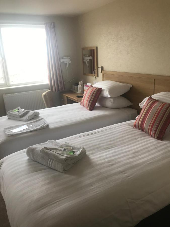 Monarch Hotel Бринлингтон Экстерьер фото